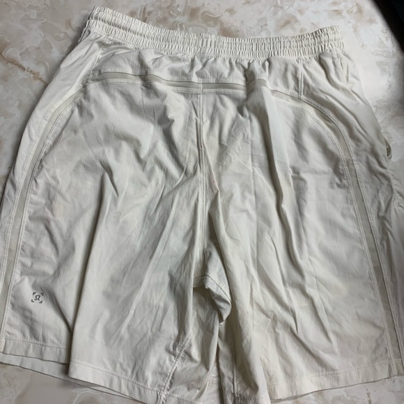 White Lululemon 9” Liner Shorts - Picture 2 of 3